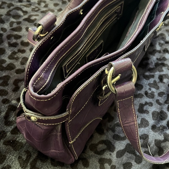 EAST 5TH Purple Purse - Picture 4 of 5